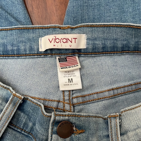 Women Destroyed Jeans 👖 - Picture 3 of 4